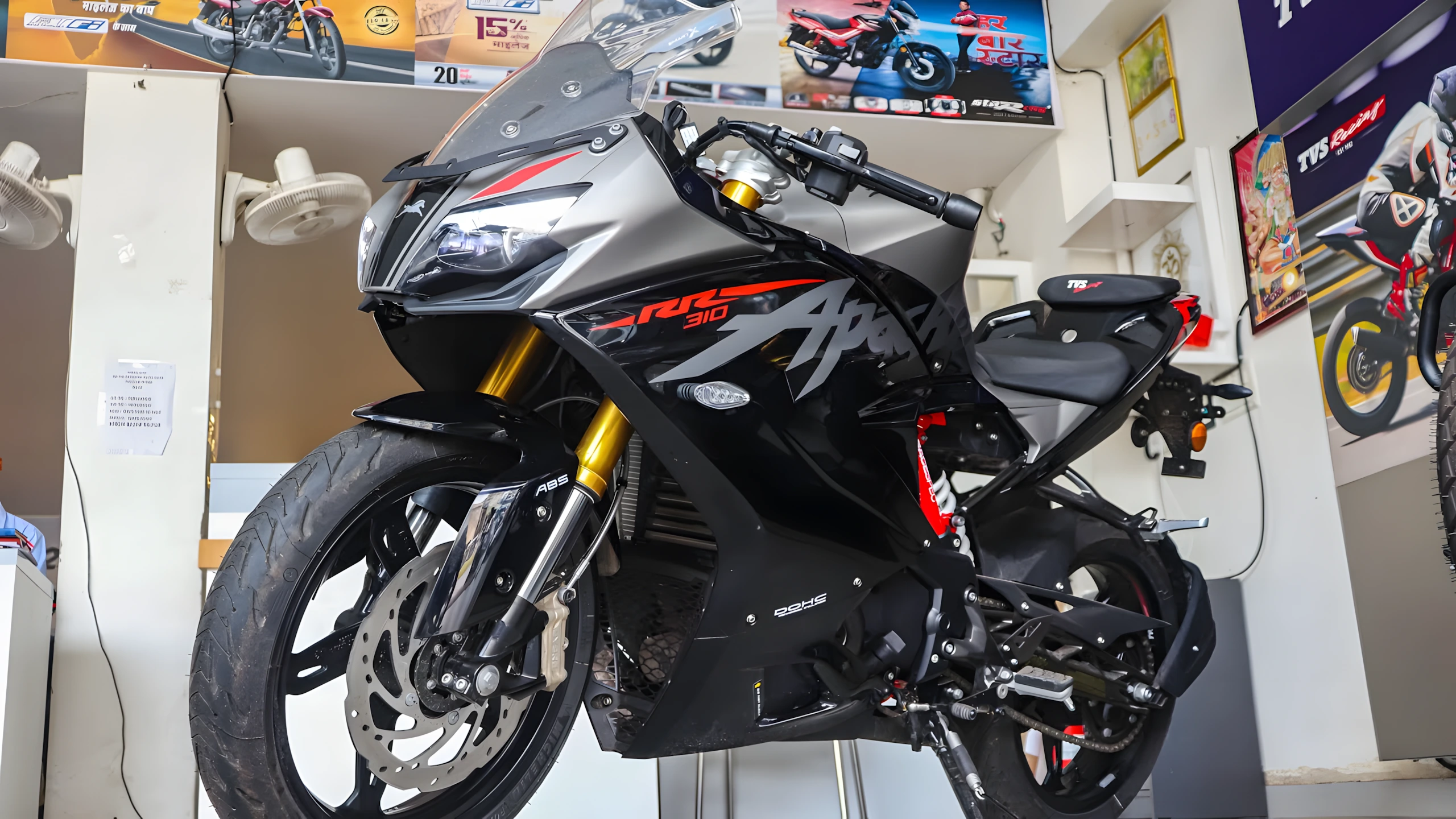 Tvs Apache RR 310